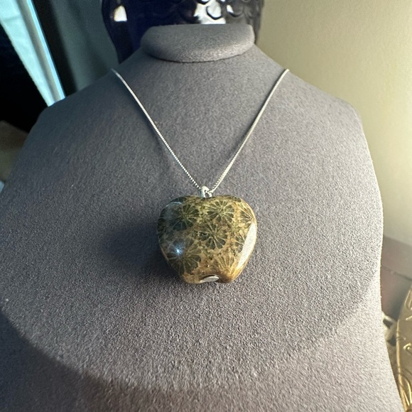 Green Coral Fossil Apple Shaped Pendant Necklace - Picture 12 of 15